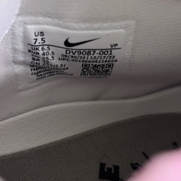 Nike Cosmic Unity 3 Basketball Shoes Bright Cactus Unisex - Picture 10 of 10